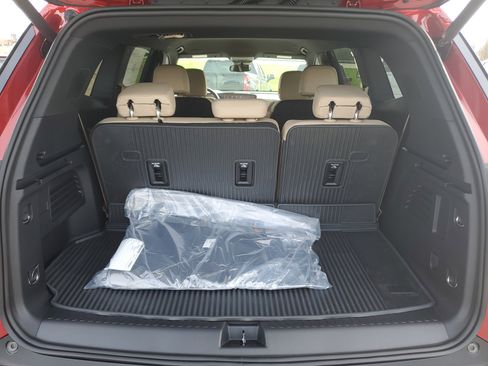 New 2026 Buick Enclave Preferred w/ LPO, Floor Liner Package image 11