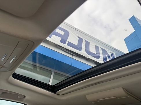 Certified 2018 Chevrolet Tahoe Premier image 26