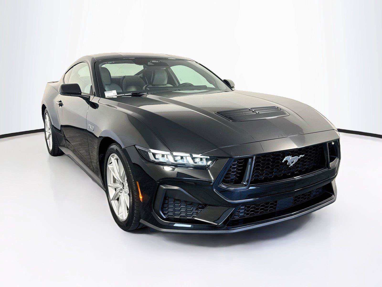 Used 2025 Ford Mustang GT Premium RWD image 7