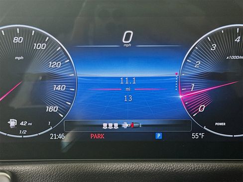 New 2026 Mercedes-Benz GLB 250 GLB 250 image 13