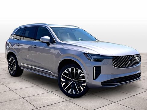 New 2026 Volvo XC90 B6 Plus w/ Protection Package AWD/4WD image 2