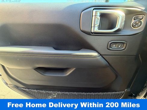 New 2026 Jeep Gladiator Sport image 25