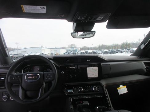 New 2026 GMC Sierra 1500 AT4 w/ AT4 Premium Package image 17