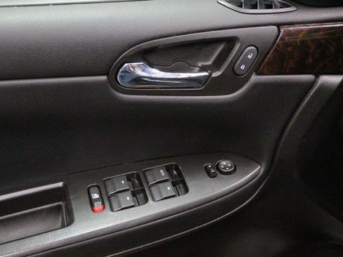 Used 2015 Chevrolet Impala Limited LS image 16