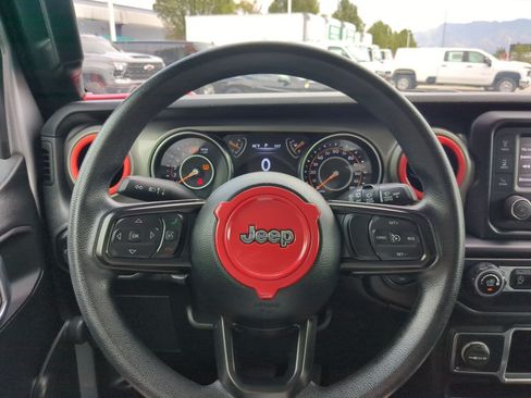 Used 2021 Jeep Wrangler Unlimited Sport AWD/4WD image 16