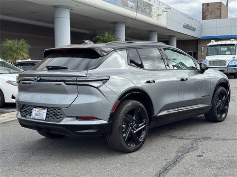 New 2026 Chevrolet Equinox EV RS image 5