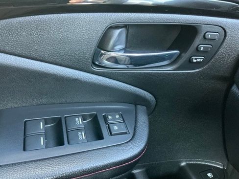 Used 2021 Honda Ridgeline Black Edition image 16