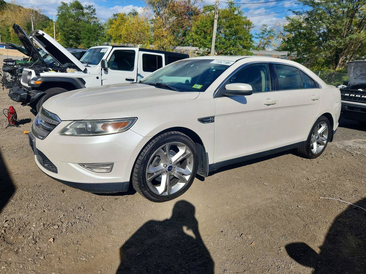 Used 2012 Ford Taurus SHO AWD/4WD image 2