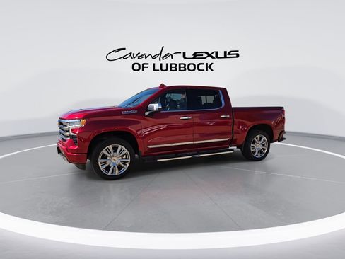 Used 2023 Chevrolet Silverado 1500 High Country w/ High Country Premium Package AWD/4WD image 5