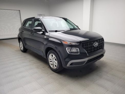 Used 2021 Hyundai Venue SE FWD image 13