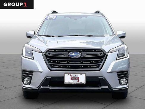 Used 2023 Subaru Forester Premium AWD/4WD image 4