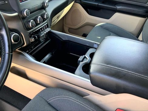 Used 2019 RAM 1500 Big Horn RWD image 16