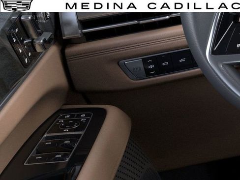 New 2025 Cadillac Escalade IQ Luxury 2 image 23
