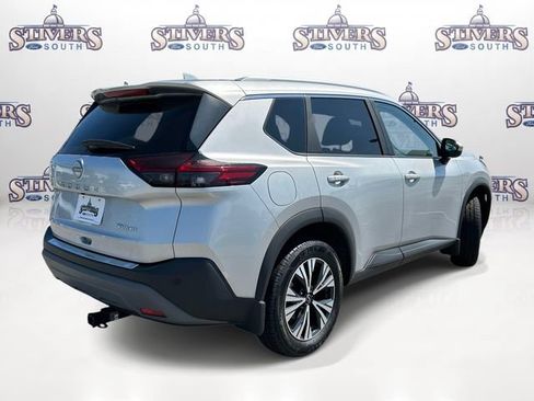 Used 2023 Nissan Rogue SV w/ SV Premium B Package AWD/4WD image 3