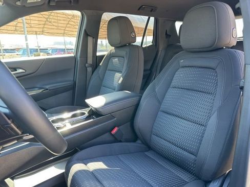 New 2026 Chevrolet Equinox LT image 9