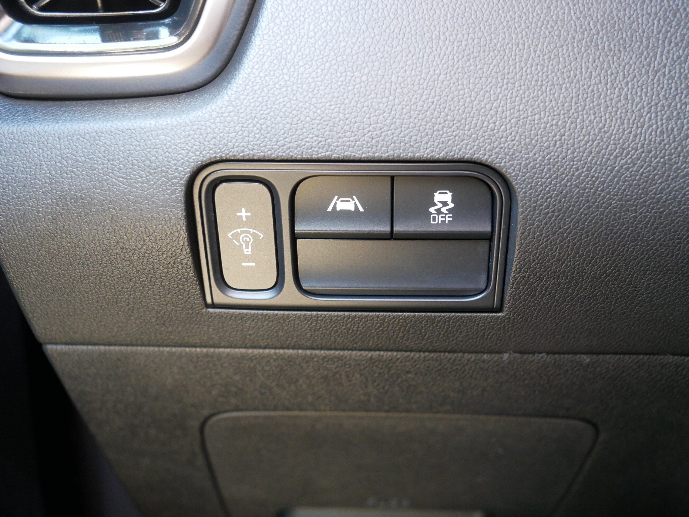 Certified 2023 Kia Sorento S w/ Panoramic Sunroof Package AWD/4WD image 26