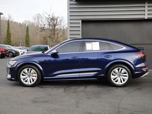 Used 2022 Audi e-tron S Prestige image 5