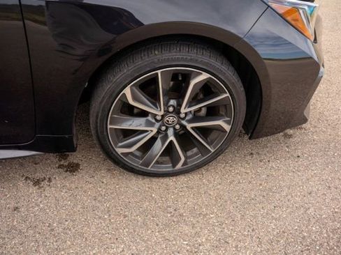 Used 2021 Toyota Corolla SE w/ Carpet Mat Package (TMS) FWD image 9