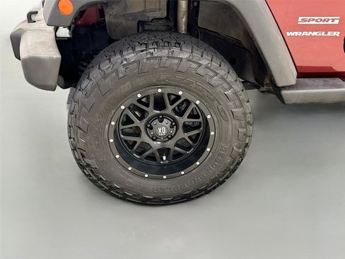 Used 2010 Jeep Wrangler Sport image 25