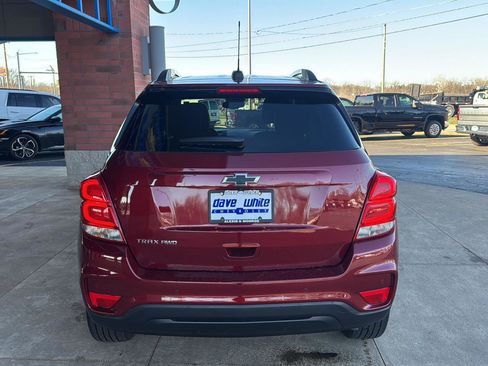 Used 2022 Chevrolet Trax LT w/ Driver Confidence Package image 16