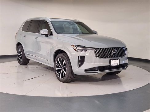 New 2025 Volvo XC90 B6 Core w/ Protection Package image 7