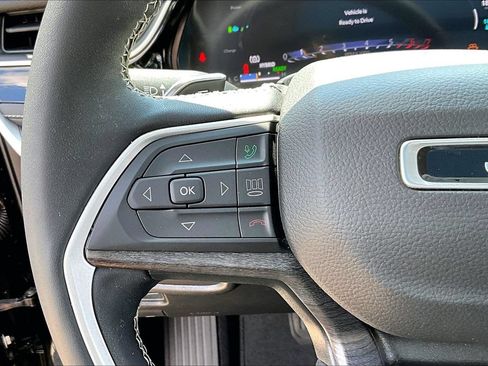 Used 2023 Jeep Grand Cherokee 4WD 4xe image 29