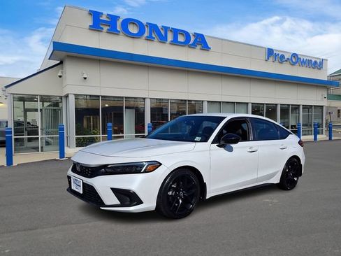 Used 2023 Honda Civic Sport image 1