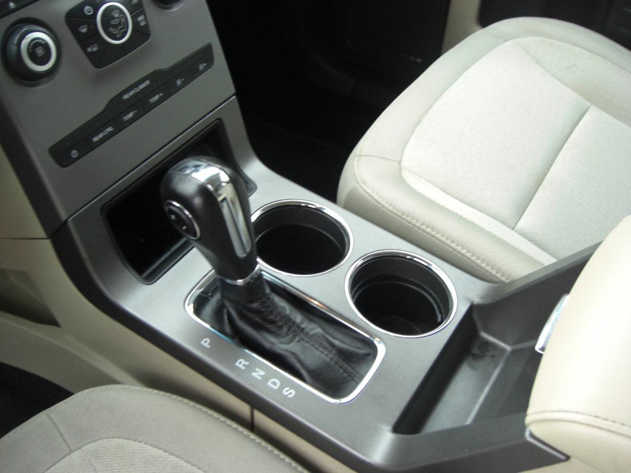 Used 2019 Ford Flex SE FWD image 9