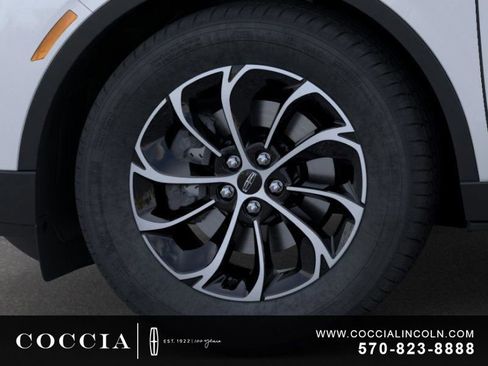 New 2026 Lincoln Nautilus Premier w/ Equipment Group 102A image 19