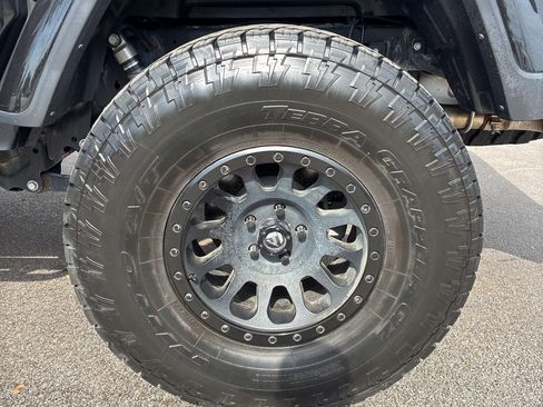Used 2020 Jeep Gladiator Sport AWD/4WD image 20