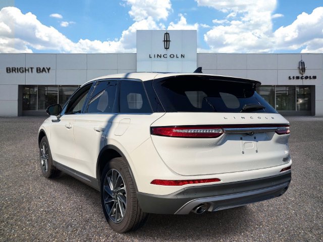 Used 2023 Lincoln Corsair AWD w/ Equipment Group 101A image 3
