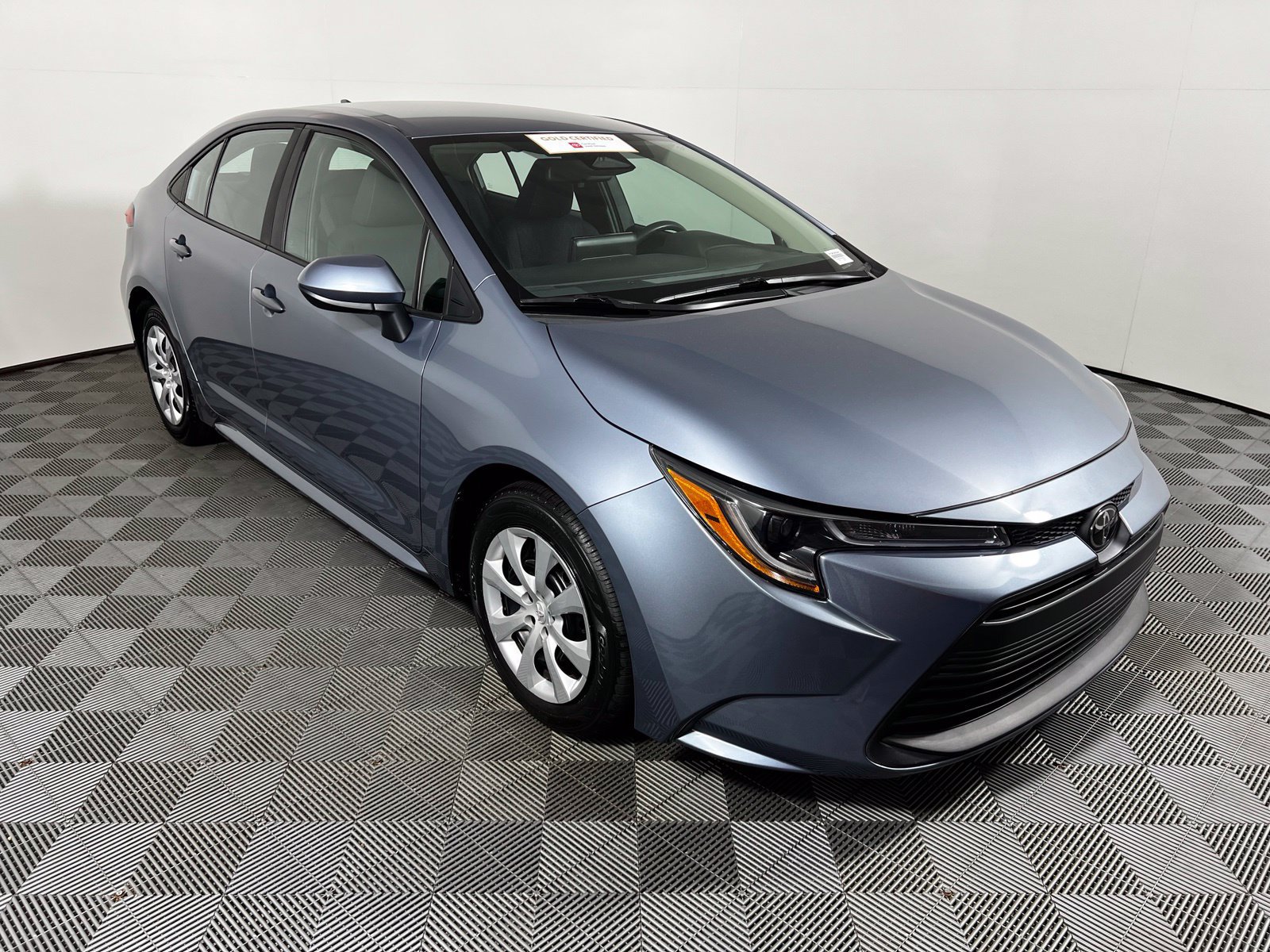 Certified 2024 Toyota Corolla LE FWD image 3