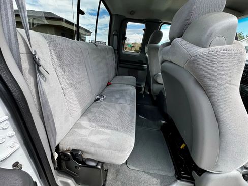 Used 2004 Ford F350 XLT image 14