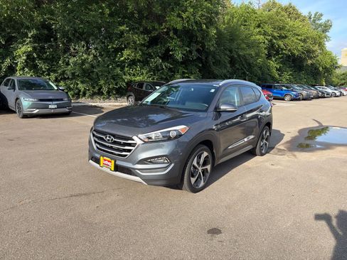 Used 2017 Hyundai Tucson Sport w/ Cargo Package AWD/4WD image 4