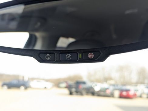 Used 2022 Buick Encore Preferred w/ Safety Package image 37