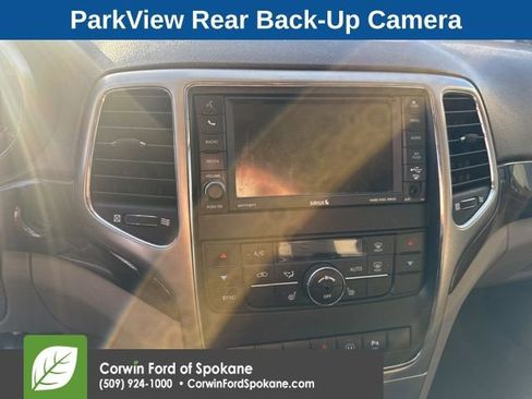 Used 2012 Jeep Grand Cherokee Laredo image 11