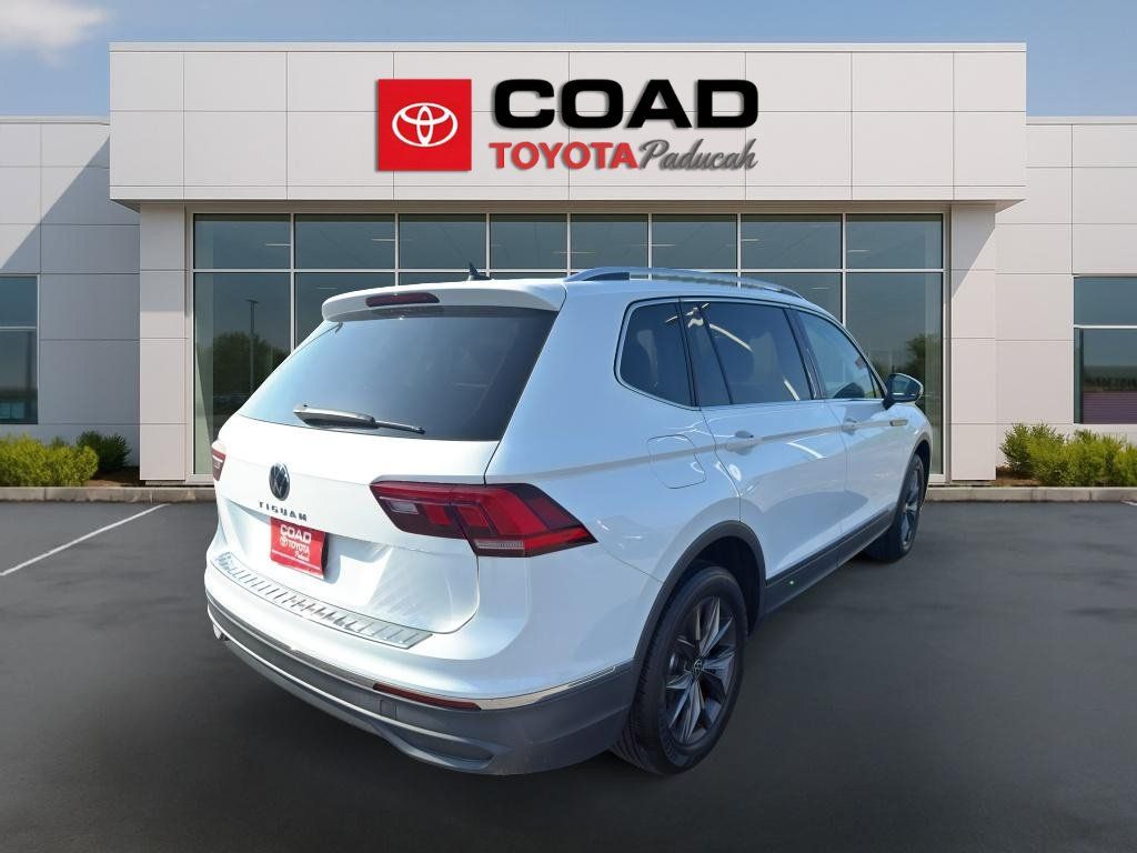 Used 2024 Volkswagen Tiguan SE FWD image 5