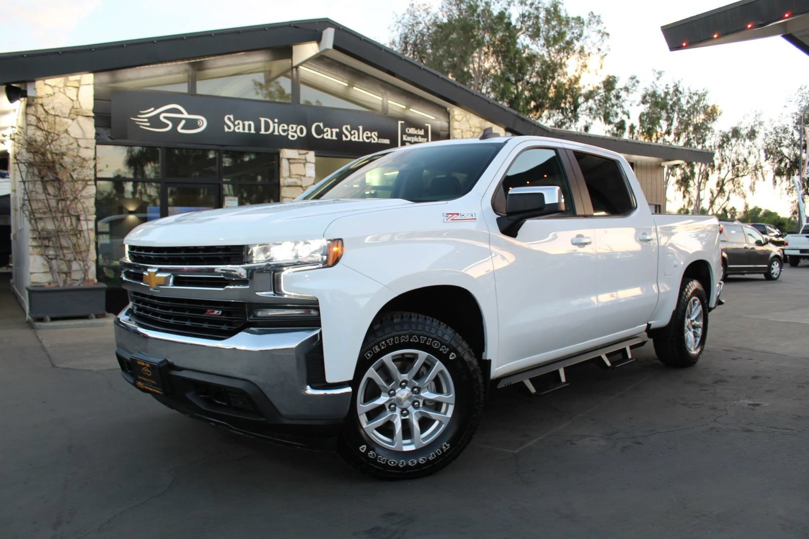 Used 2020 Chevrolet Silverado 1500 LT w/ All-Star Edition AWD/4WD image 1