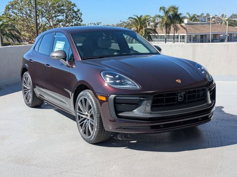 New 2026 Porsche Macan Turbo image 7