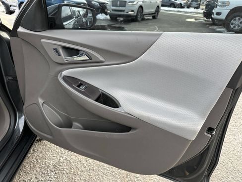 Used 2016 Chevrolet Malibu LT w/ Driver Confidence Package image 15