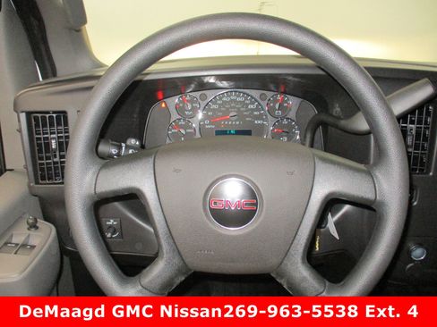 New 2025 GMC Savana 3500 image 17