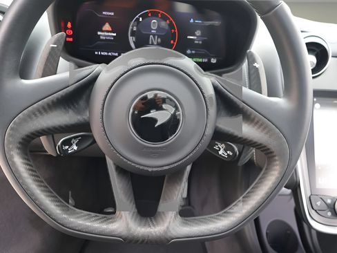 Used 2023 McLaren GT RWD image 12