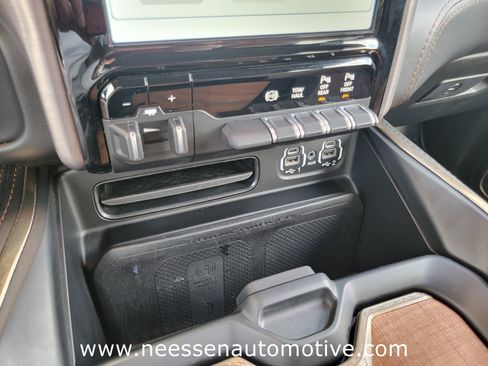 Used 2022 RAM 2500 Limited image 34