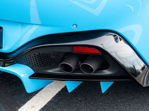 Used 2019 Aston Martin V8 Vantage Coupe RWD image 13