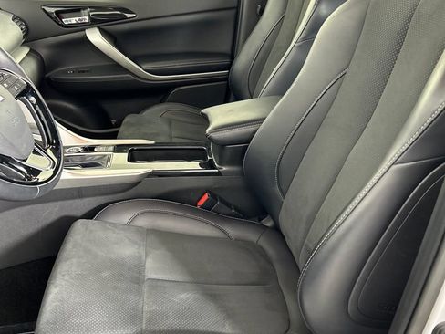 Used 2025 Mitsubishi Eclipse Cross SE AWD/4WD image 11
