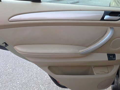 Used 2003 BMW X5 3.0i image 12