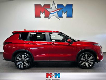 Used 2025 Mitsubishi Outlander SE