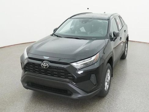 New 2025 Toyota RAV4 XLE image 16