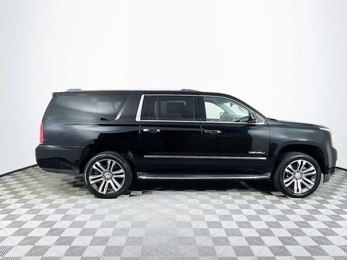 Used 2019 GMC Yukon XL Denali w/ Open Road Package RWD image 9