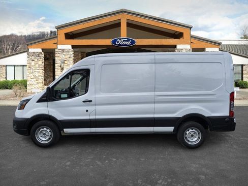 New 2024 Ford Transit 250 148 Medium Roof w/ Load Area Protection Package image 4